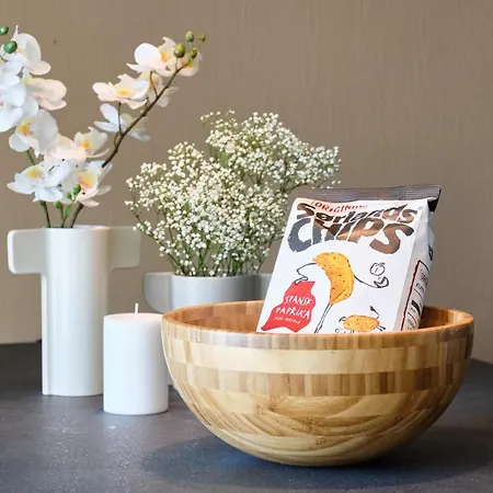 아파트 Sea-kissed Elegance: Your City Retreat 베르겐